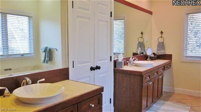 Canyon Lakes - Residential