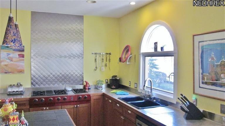 Canyon Lakes - Residential