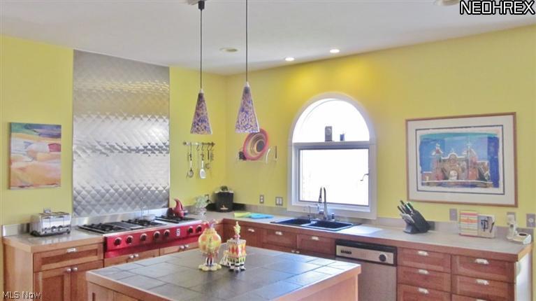 Canyon Lakes - Residential