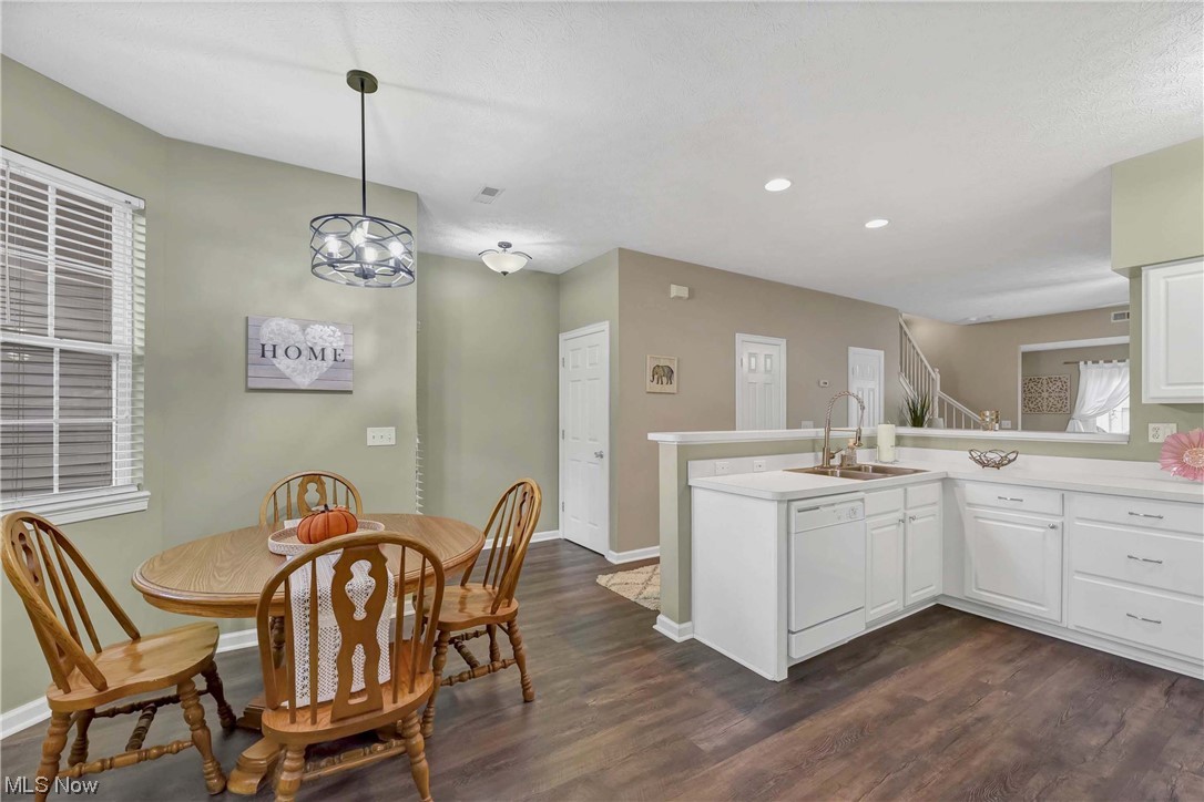 Emerald Point - Residential