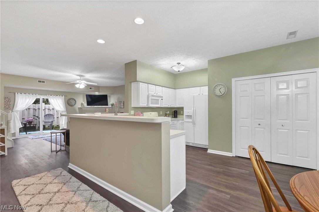 Emerald Point - Residential