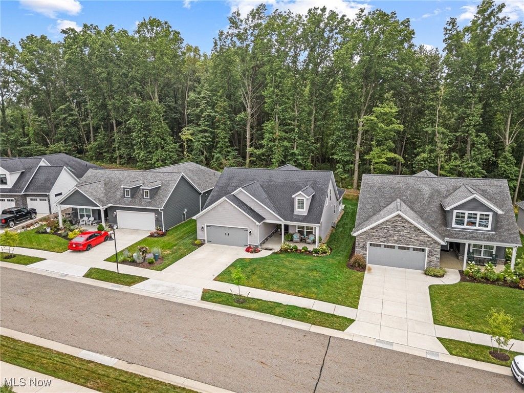 Photo of 2080 Hawthorn Court, North Canton, OH 44720 (MLS # 5183167)