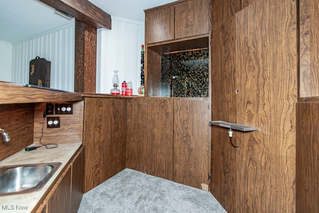 2090 Hadden Road, Euclid, Ohio image 32