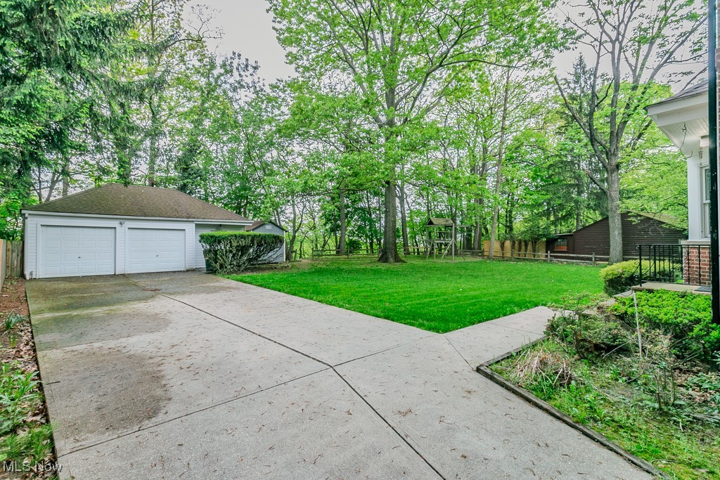 2090 Hadden Road, Euclid, Ohio image 33
