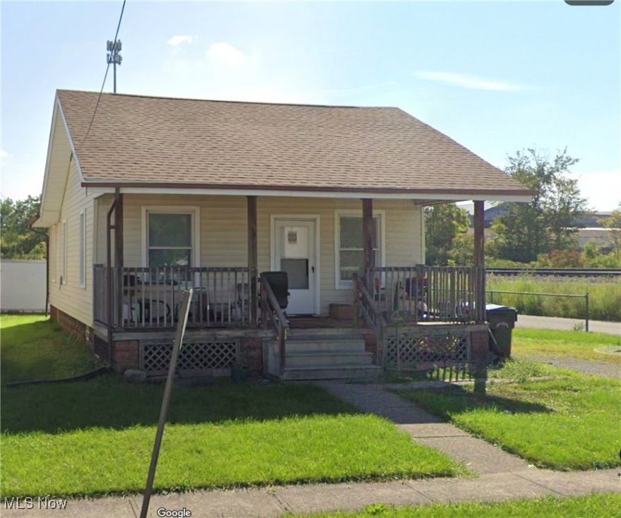 Great investment or owner occupied property. This property is fully leased. They’ve been there for a long-term. They will definitely stay if wanted or can go a month to month.