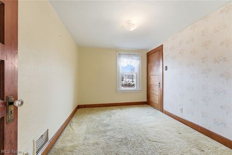 Tiny photo for 864 W College Road, Alliance, OH 44601 (MLS # 5187303)