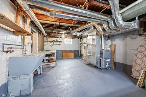 Tiny photo for 864 W College Road, Alliance, OH 44601 (MLS # 5187303)