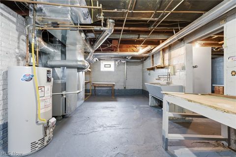 Tiny photo for 864 W College Road, Alliance, OH 44601 (MLS # 5187303)