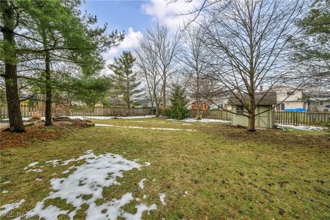 Tiny photo for 19044 Quail Hollow Drive, Strongsville, OH 44136 (MLS # 5185911)