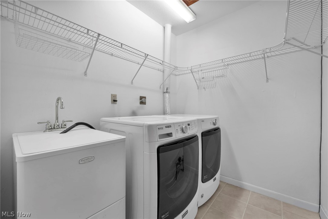 Hunting Meadows - Residential