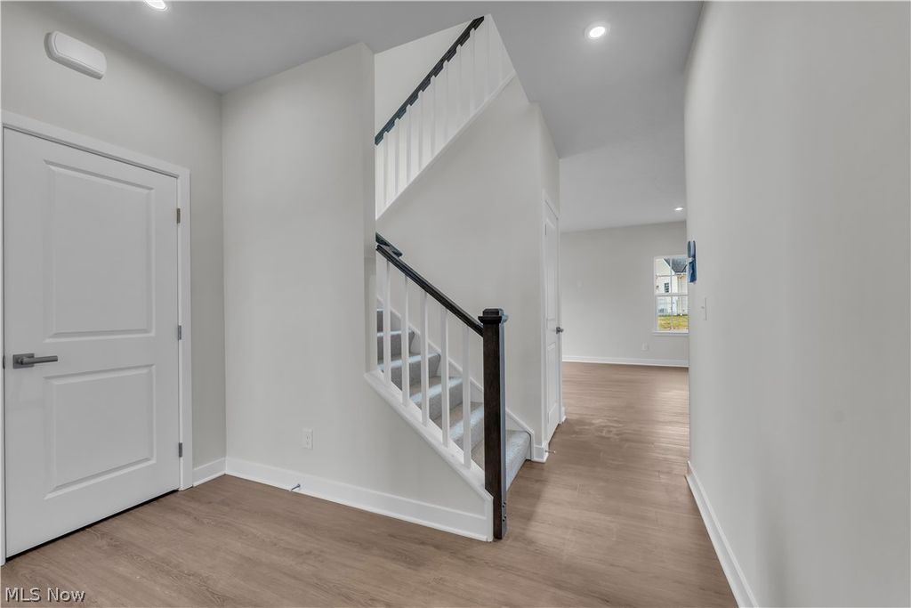 Photo of 15114 Sawgrass Lane, Middlefield, OH 44062 (MLS # 5192539)