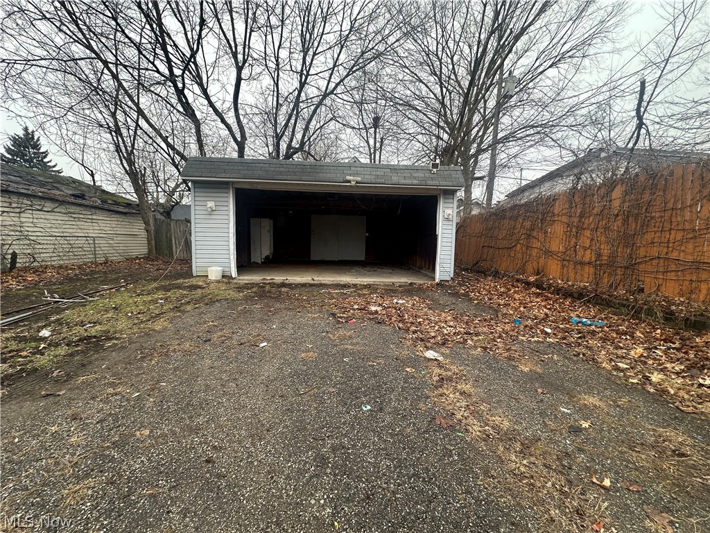 7815 Jeffries Avenue