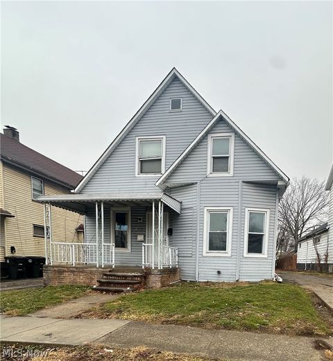 7815 Jeffries Avenue Cleveland OH 44105