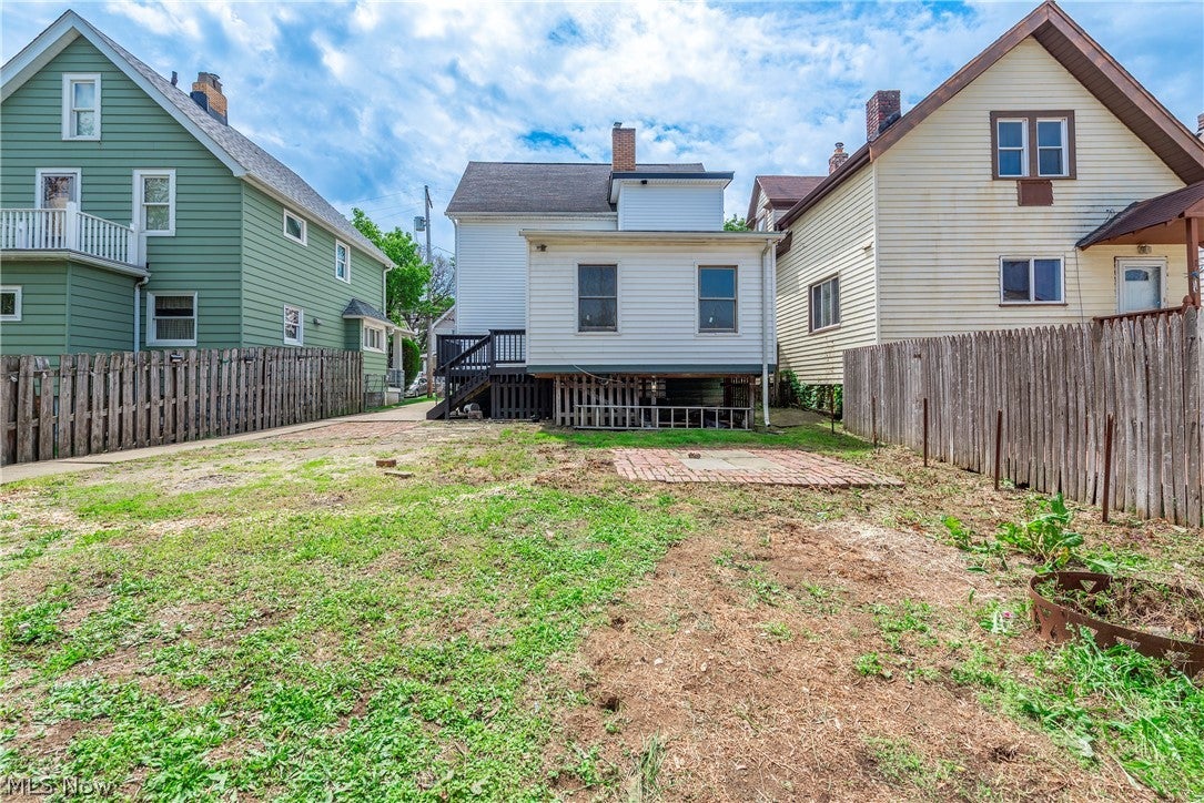 2718 Roanoke Avenue