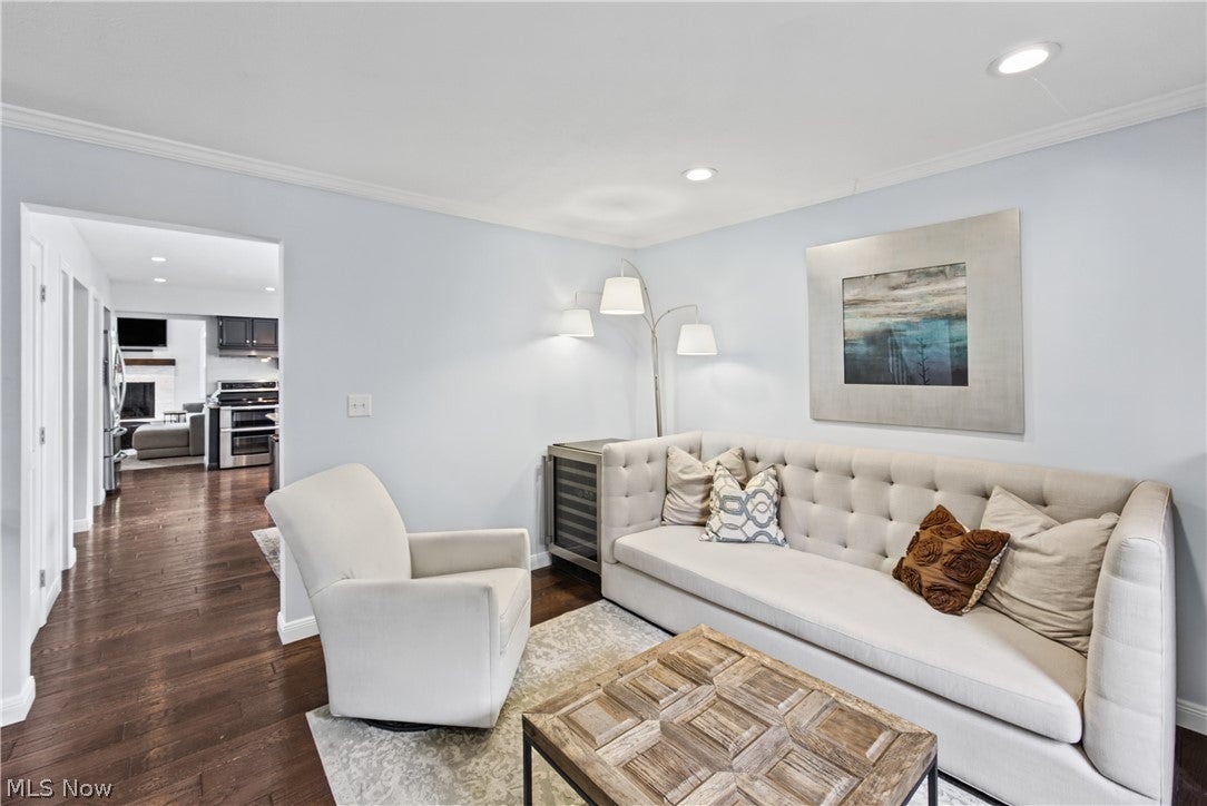 163 Sunset Drive