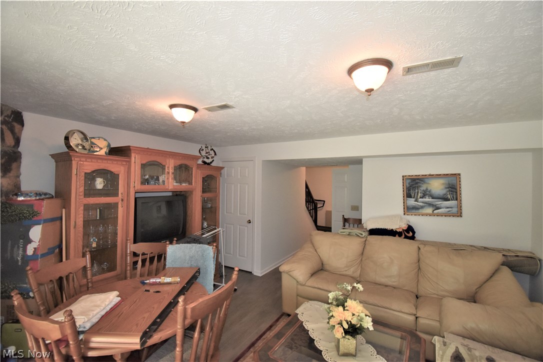 Ledgewood Drive Ext - Residential