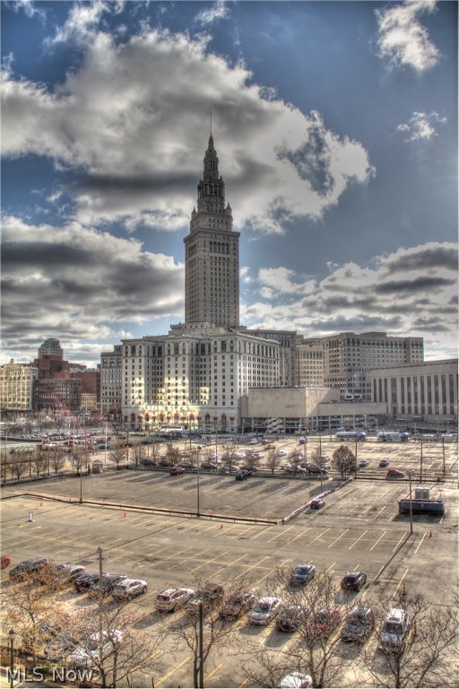 Grand Ave Condo - Residential