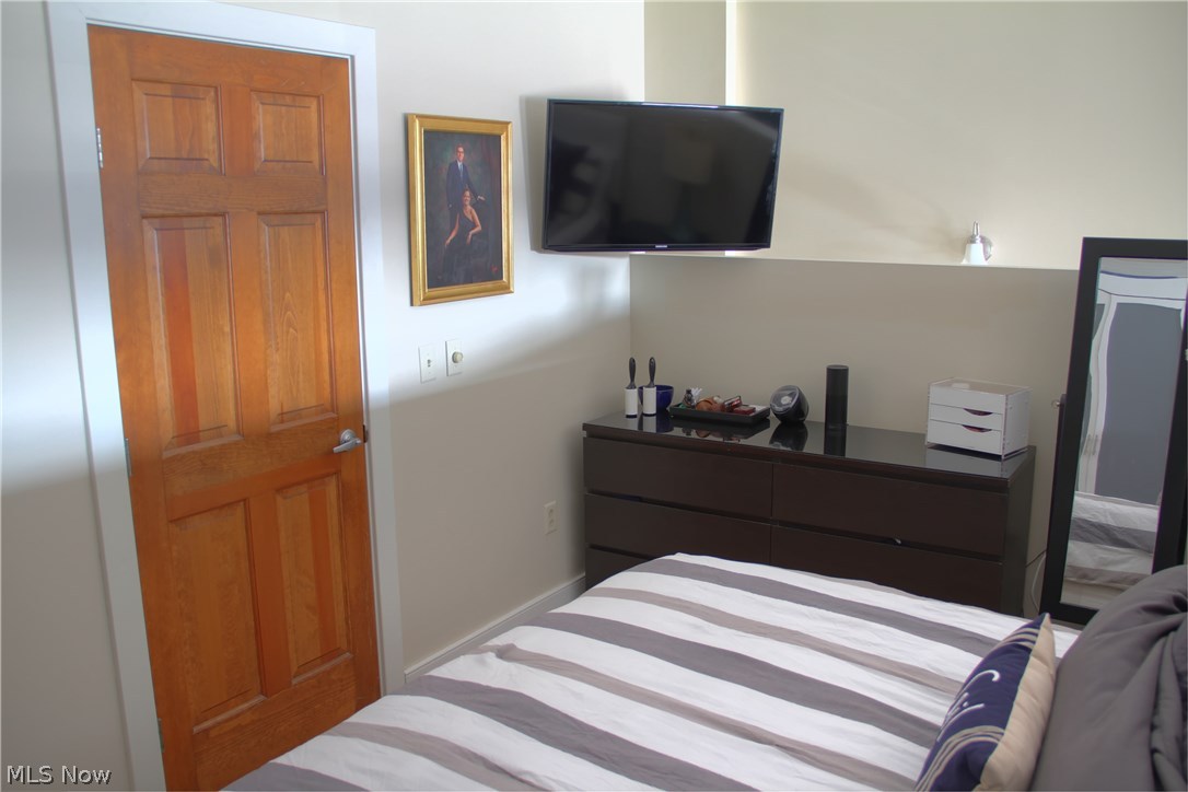 Grand Ave Condo - Residential