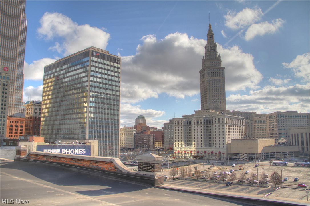 Grand Ave Condo - Residential