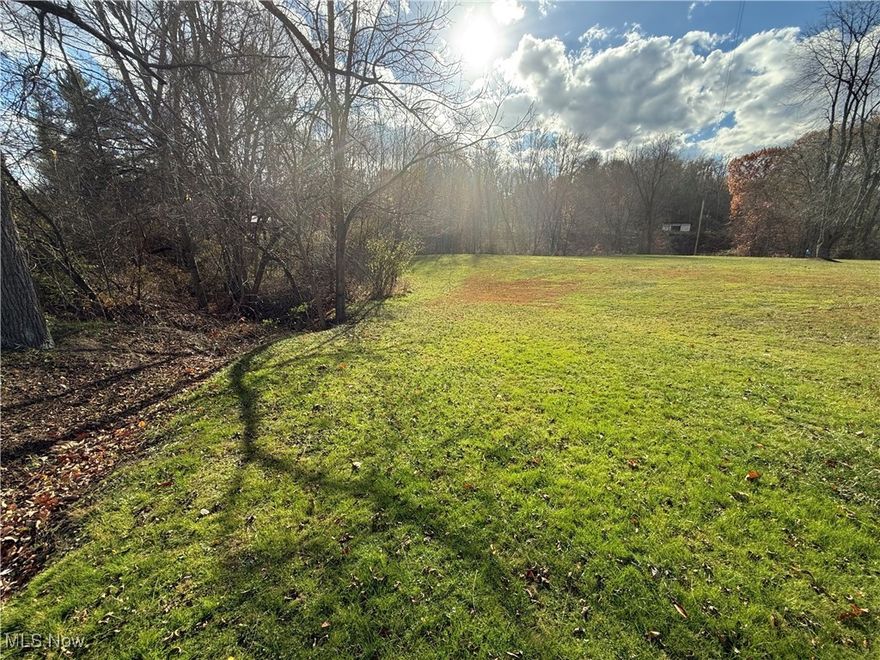 Beautiful 2.17+/- acre country setting just minutes from Atwood Lake.  260+/- feet of road frontage.  Carrollton School District. Excellent location for your new home or weekend retreat.