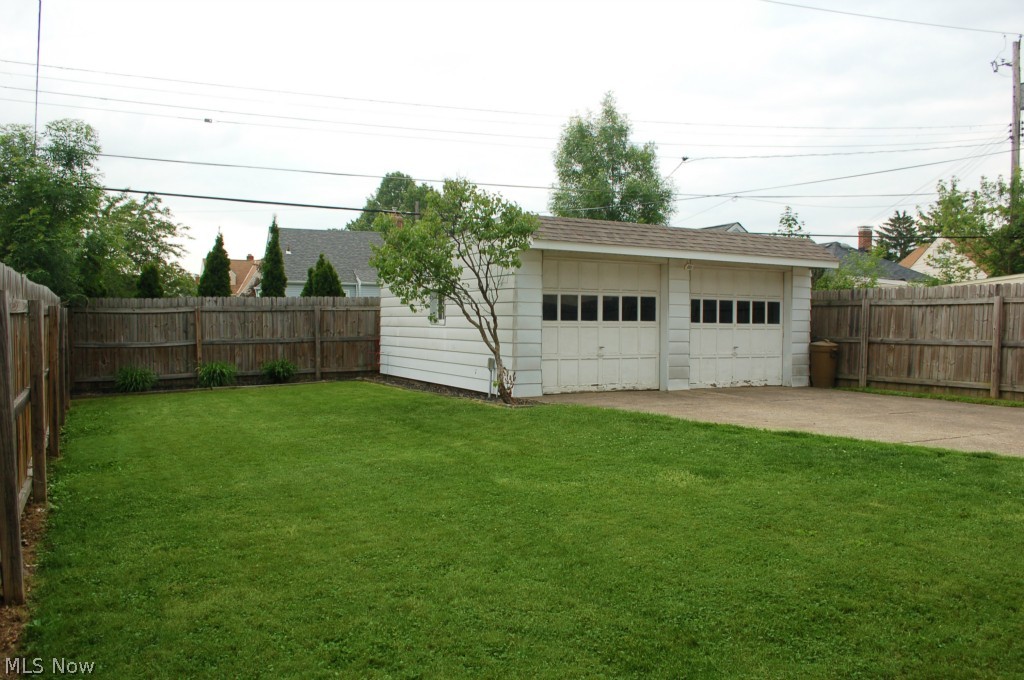 Ridgewood 03 - Residential