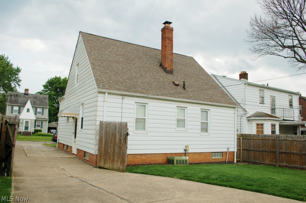 Ridgewood 03 - Residential