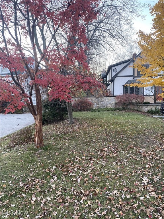 1606 Dover Center Road