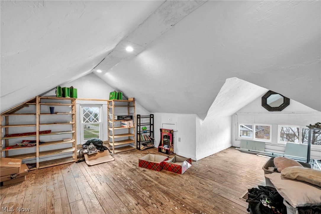 Pointer - Residential