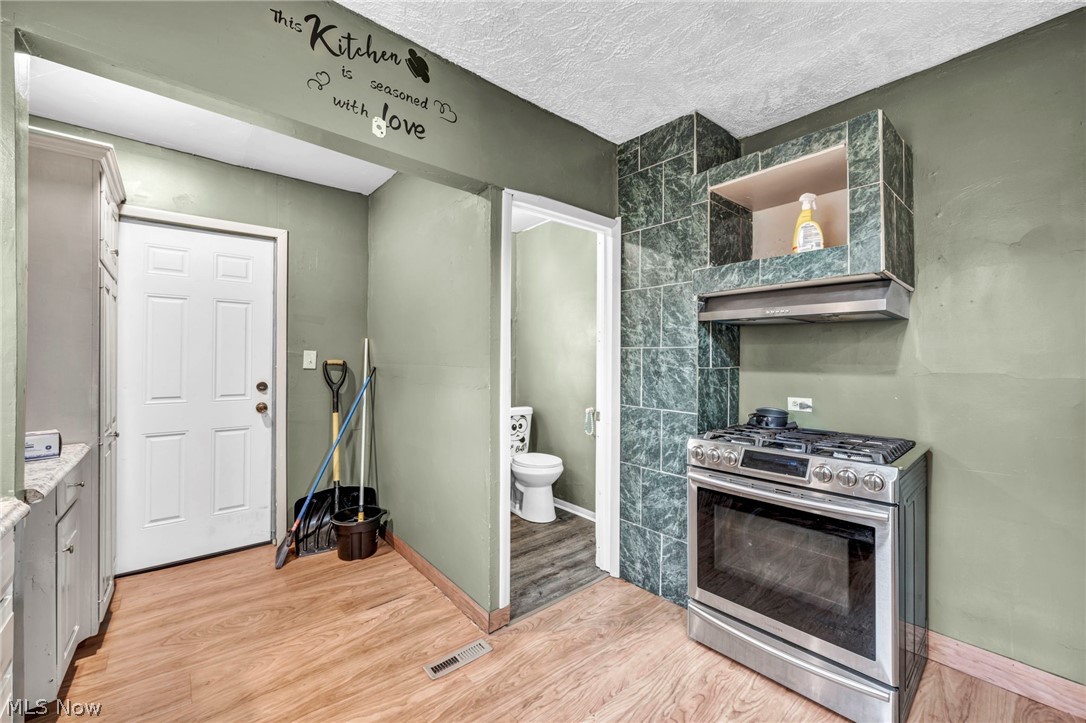 Pointer - Residential