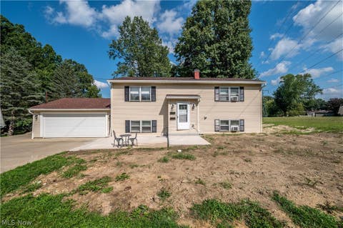 Tiny photo for 3907 S Schenley Avenue, Youngstown, OH 44511 (MLS # 5238940)