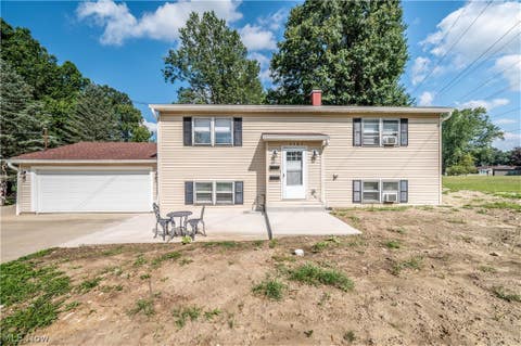 Tiny photo for 3907 S Schenley Avenue, Youngstown, OH 44511 (MLS # 5238940)