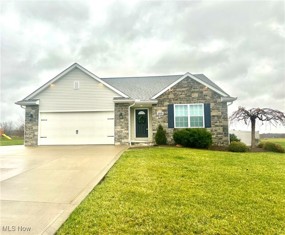 123 Moss Creek Cir, Smithville, Ohio image 1