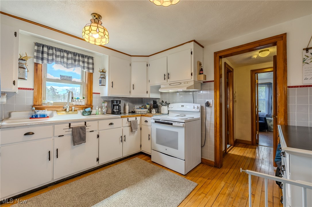 15491 Gar Highway, Montville, Ohio image 21