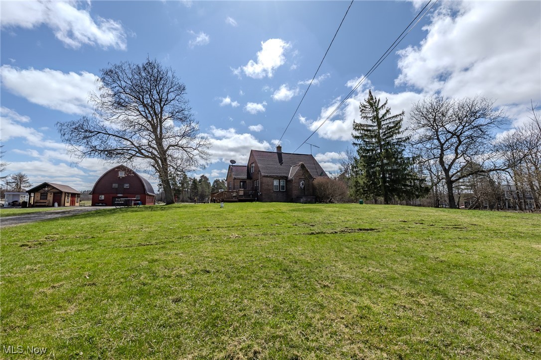 15491 Gar Highway, Montville, Ohio image 4