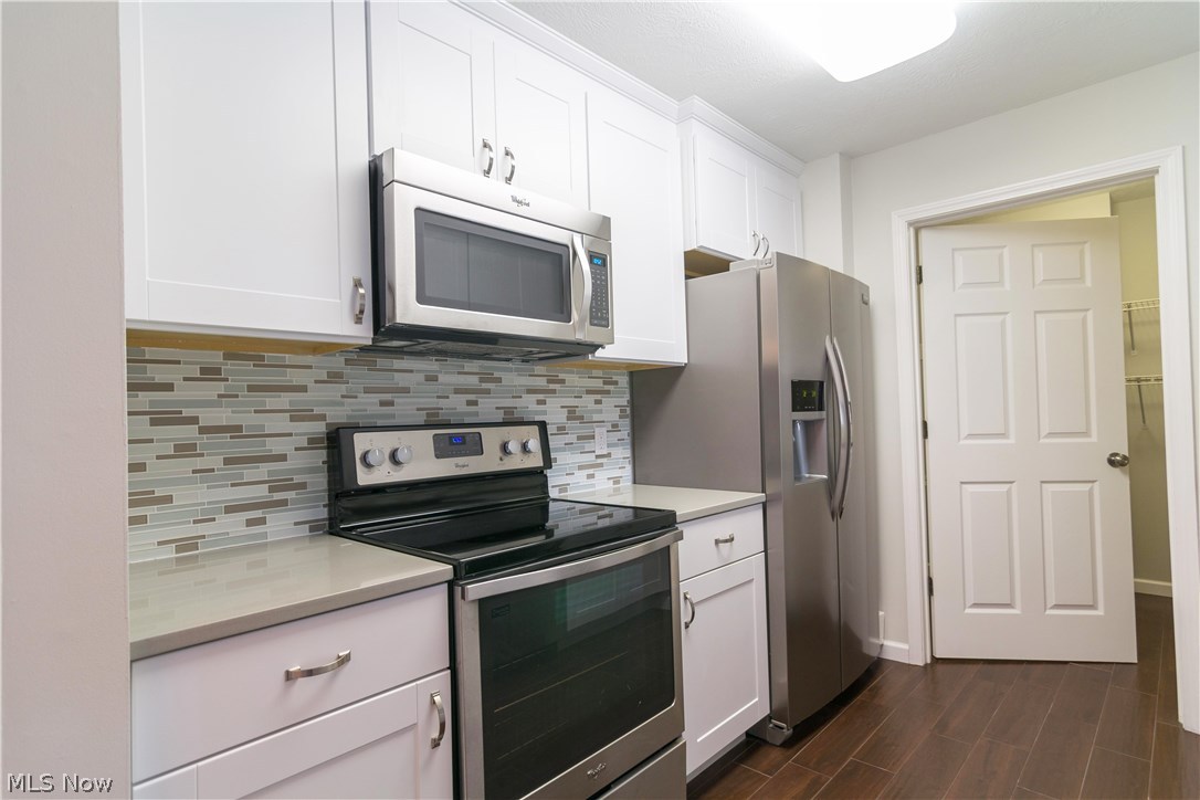 Lenox Village Condo Ph 02 - Residential