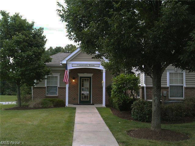 Lenox Village Condo Ph 02 - Residential