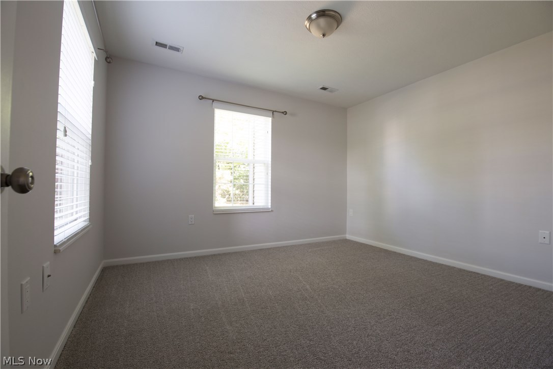 Lenox Village Condo Ph 02 - Residential