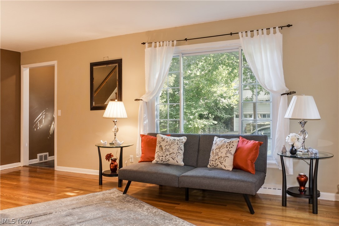 Cleveland Heights Blvd - Residential