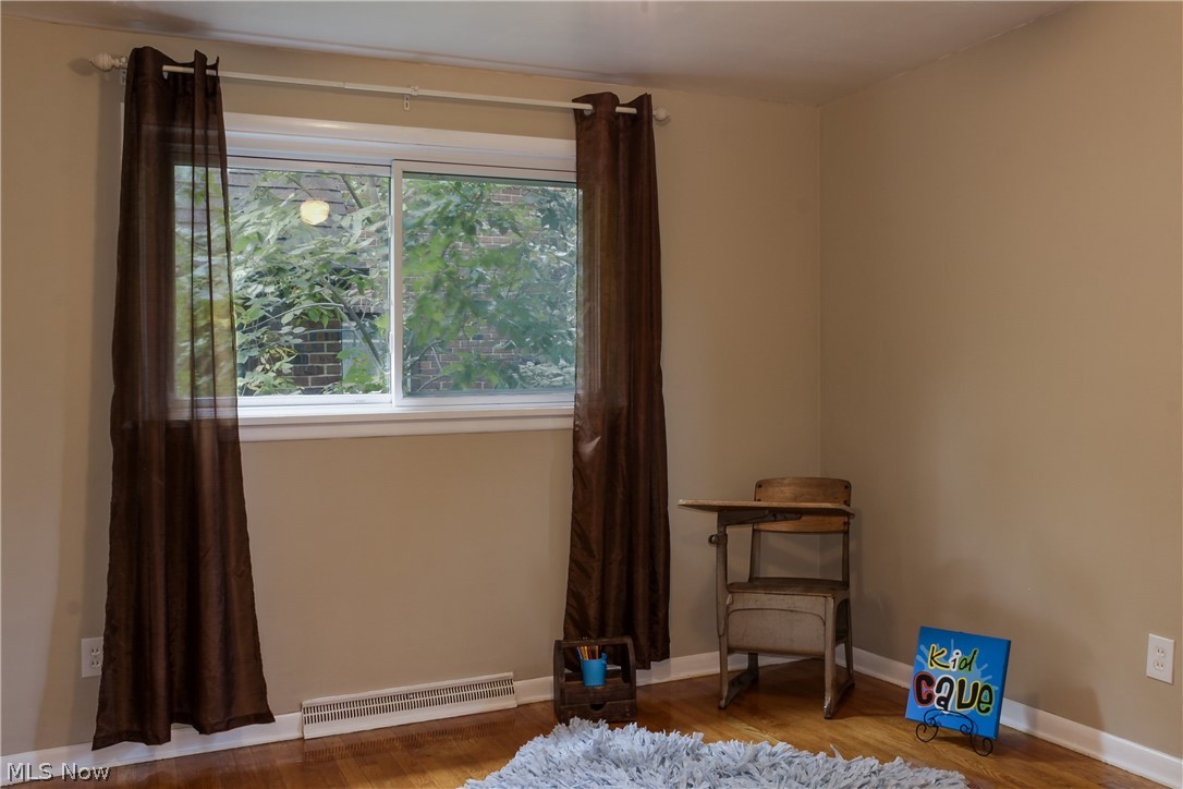 Cleveland Heights Blvd - Residential