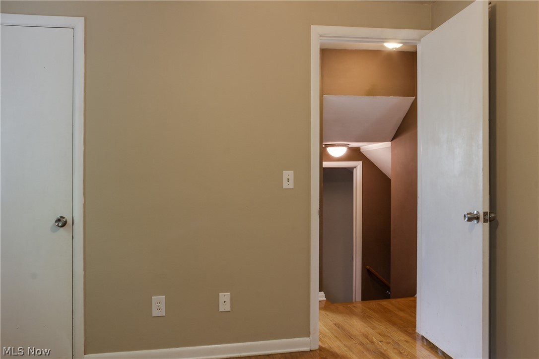 Cleveland Heights Blvd - Residential