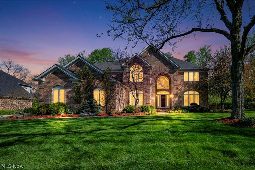 Photo of 2771 Jumpers Drive, Akron, OH 44333 (MLS # 5203140)