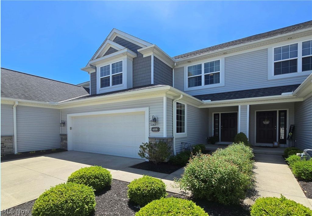 Photo of 608 Aubrielle Avenue, Avon Lake, OH 44012 (MLS # 5206216)