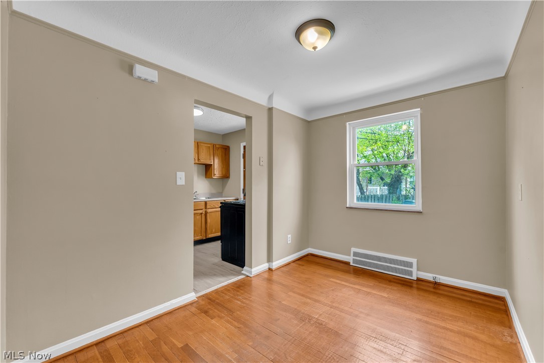 Knickerbocker Land Companys B - Residential Income