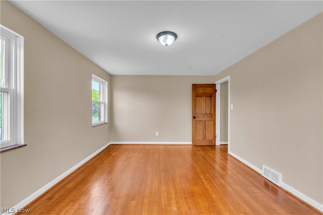 Knickerbocker Land Companys B - Residential Income
