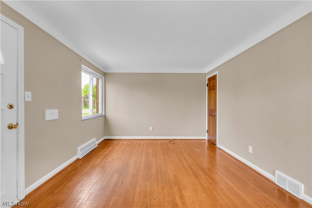 Knickerbocker Land Companys B - Residential Income