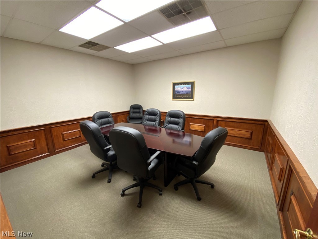 City/New Philadelphia - Commercial Lease