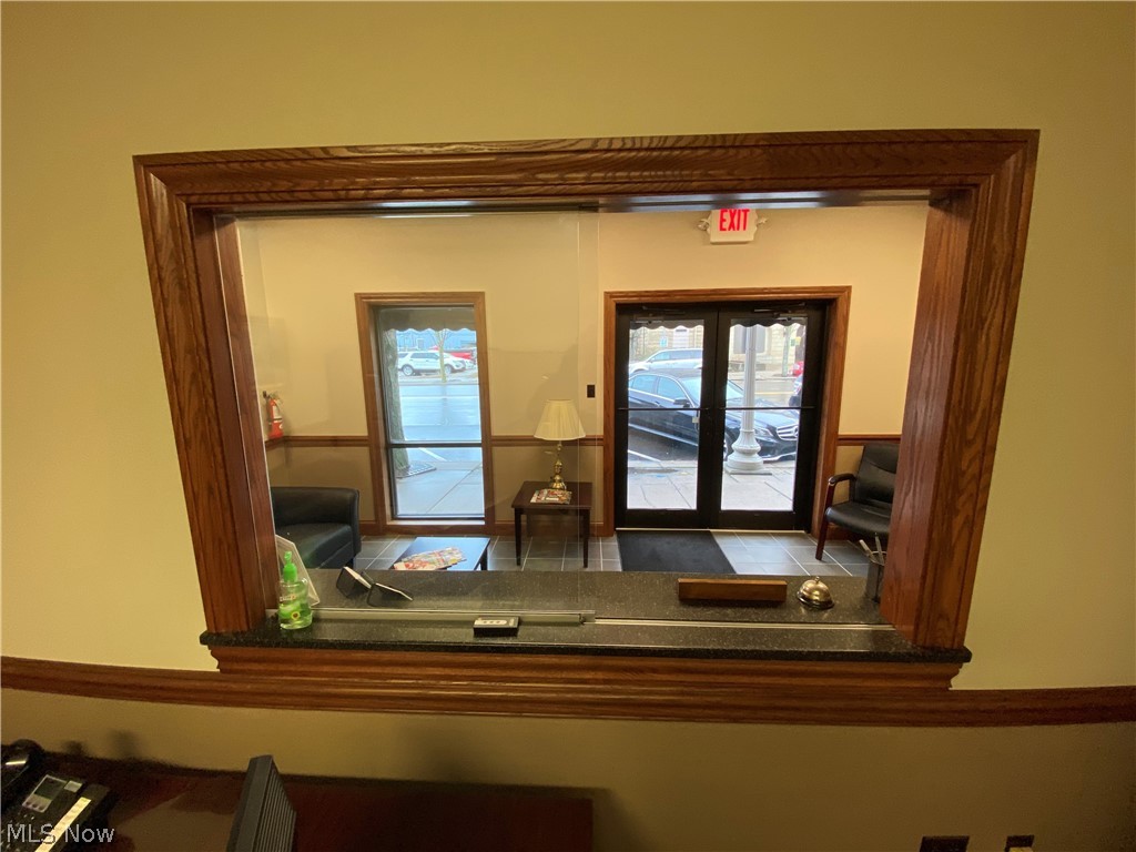 City/New Philadelphia - Commercial Lease