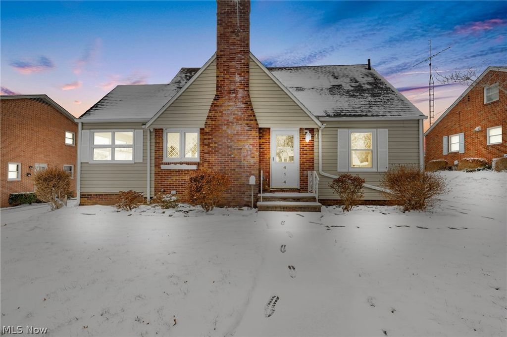 Photo of 414 32nd Street NW, Canton, OH 44709 (MLS # 5188105)