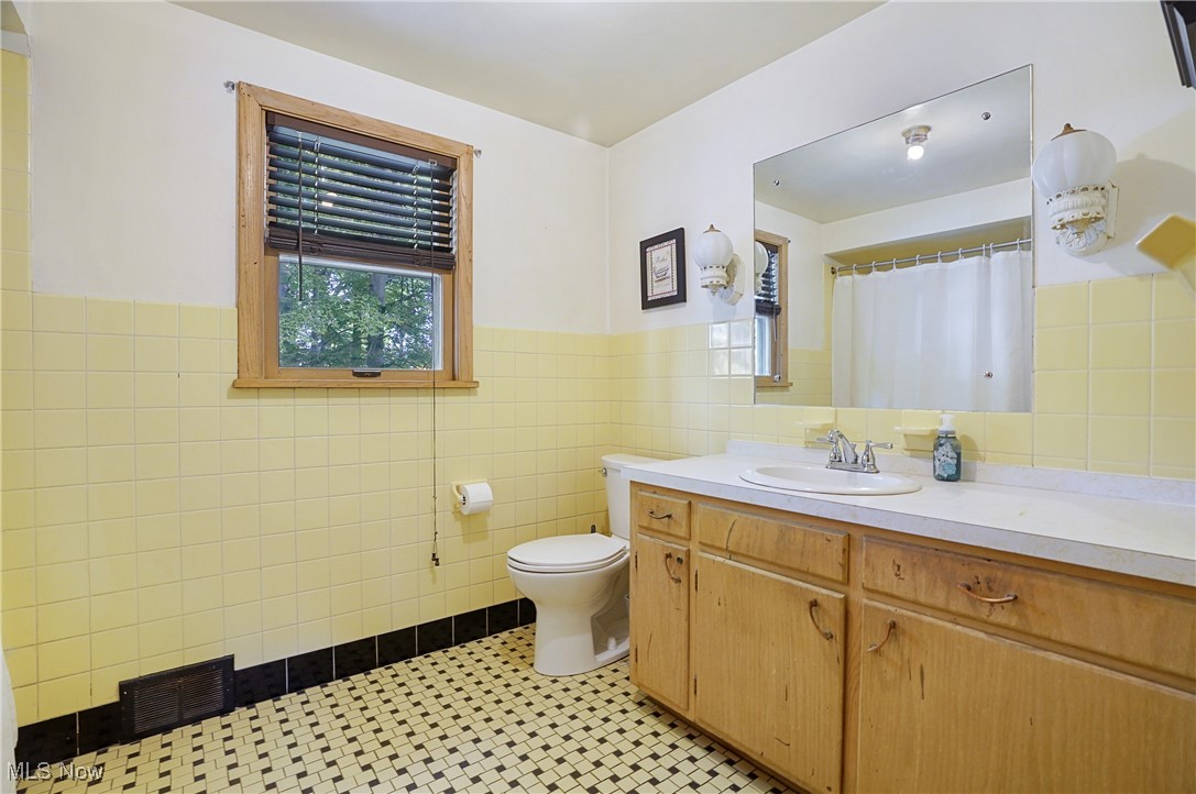 Applewood Acres - Residential