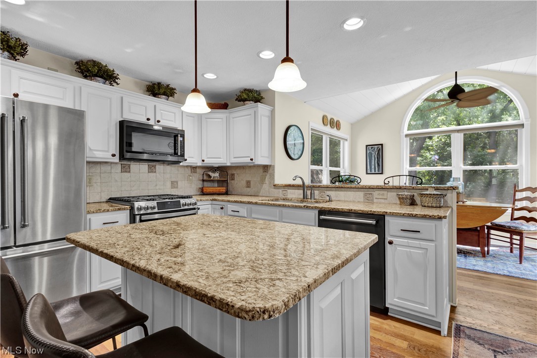 Vineyards/Old Mill - Residential